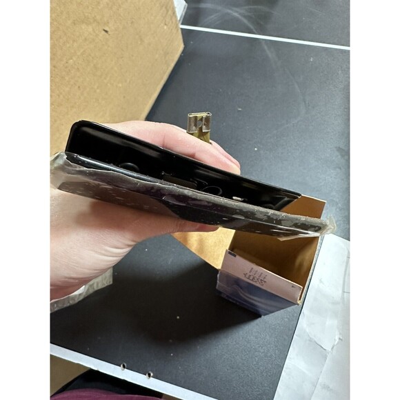 Genuine GM part # 12545596 Handle Asm, Front Side Door Outside - Picture 3 of 3